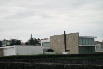 t12